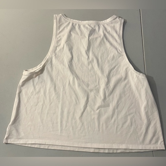 GapFit White cropped tank - Picture 4 of 4